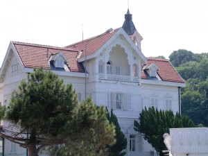 alman konsolosluğu ahşap