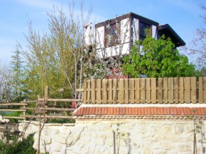 Ahşap Çit