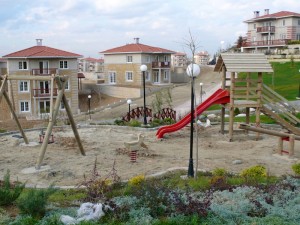 Ahşap Çocuk Parkı