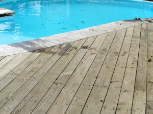 ahşap deck dış mekan döşemesi