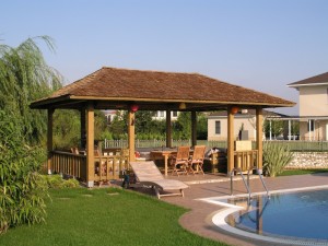 Ahşap Kare Dikdörtgen Çardak Pergola