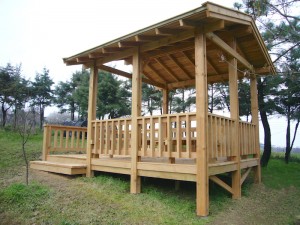Ahşap Kare Dikdörtgen Çardak Pergola