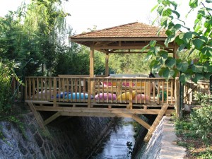 Ahşap Kare Dikdörtgen Çardak Pergola
