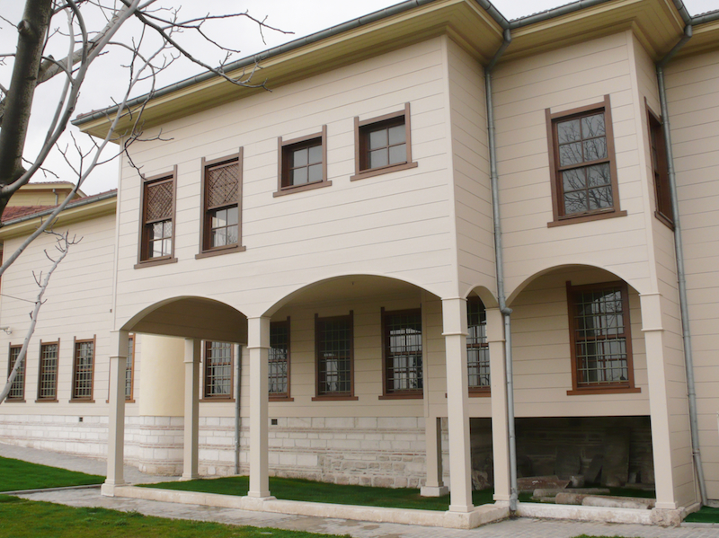 yenikapı mevlevihanesi ahşap